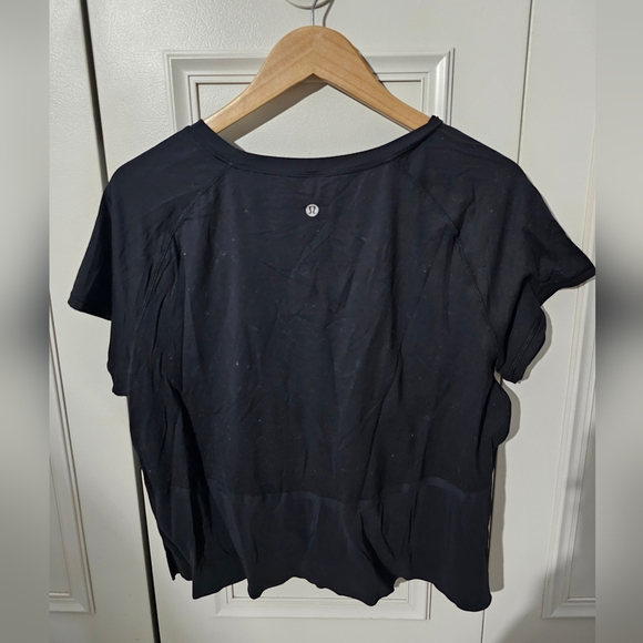 Classic Black Women's Top Lululemon - Picture 3 of 3
